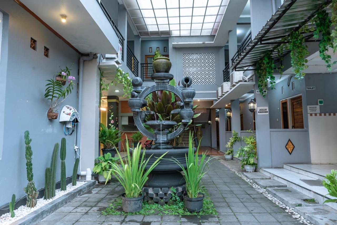 Metro Malioboro Living Hotell Yogyakarta Eksteriør bilde