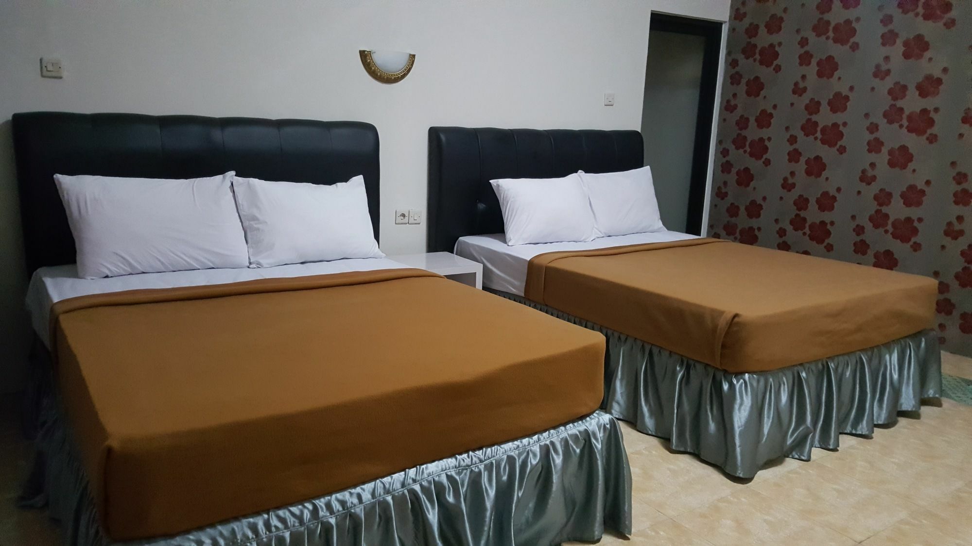 Metro Malioboro Living Hotell Yogyakarta Eksteriør bilde