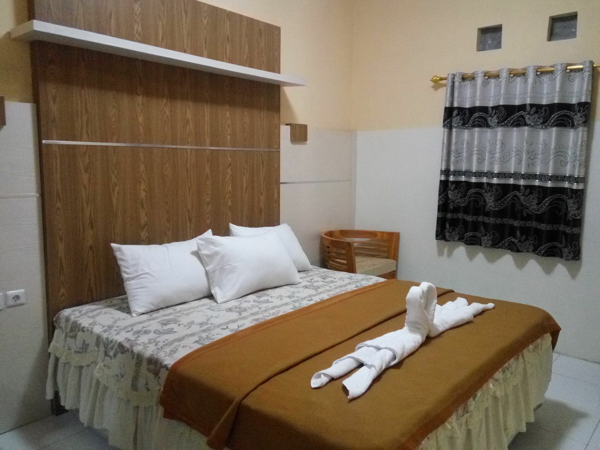 Metro Malioboro Living Hotell Yogyakarta Eksteriør bilde